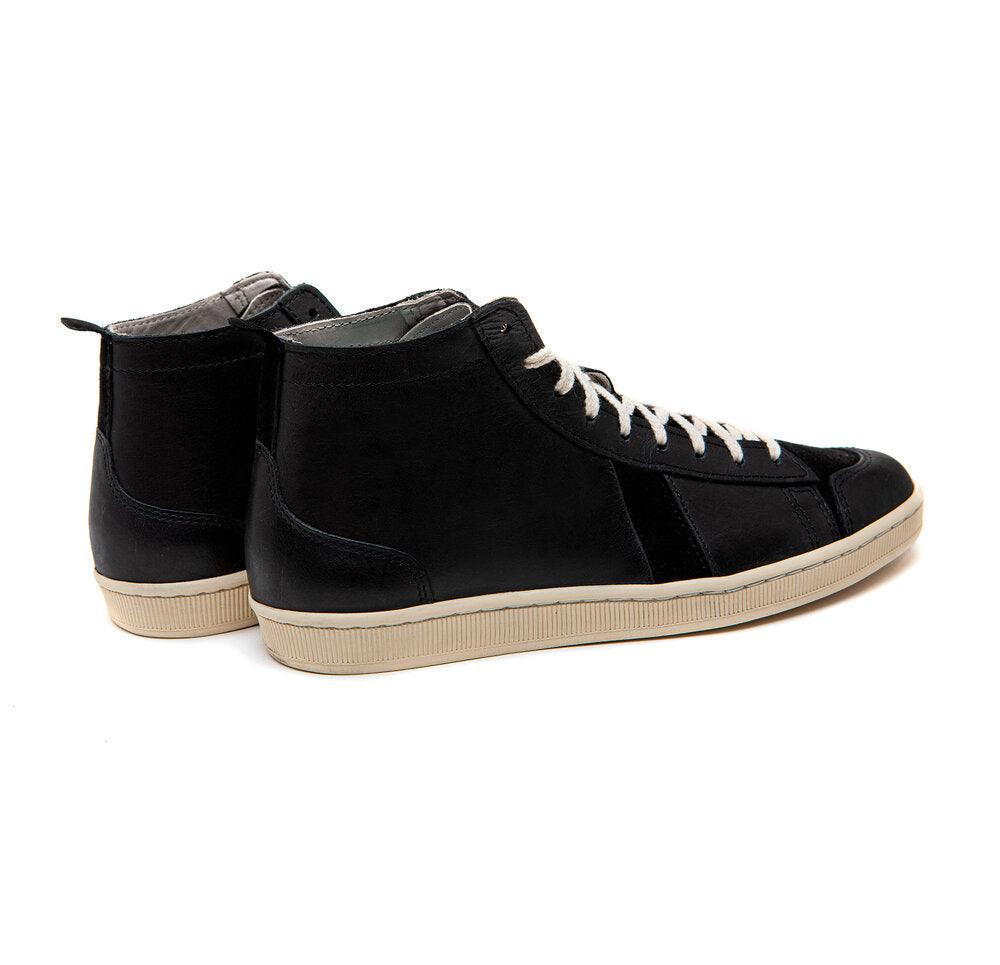 Tsagué Pull-Up Black